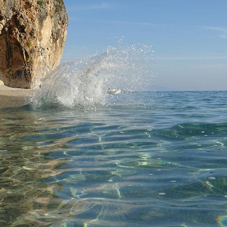 Ionian View Apartment Химар Екстериор снимка