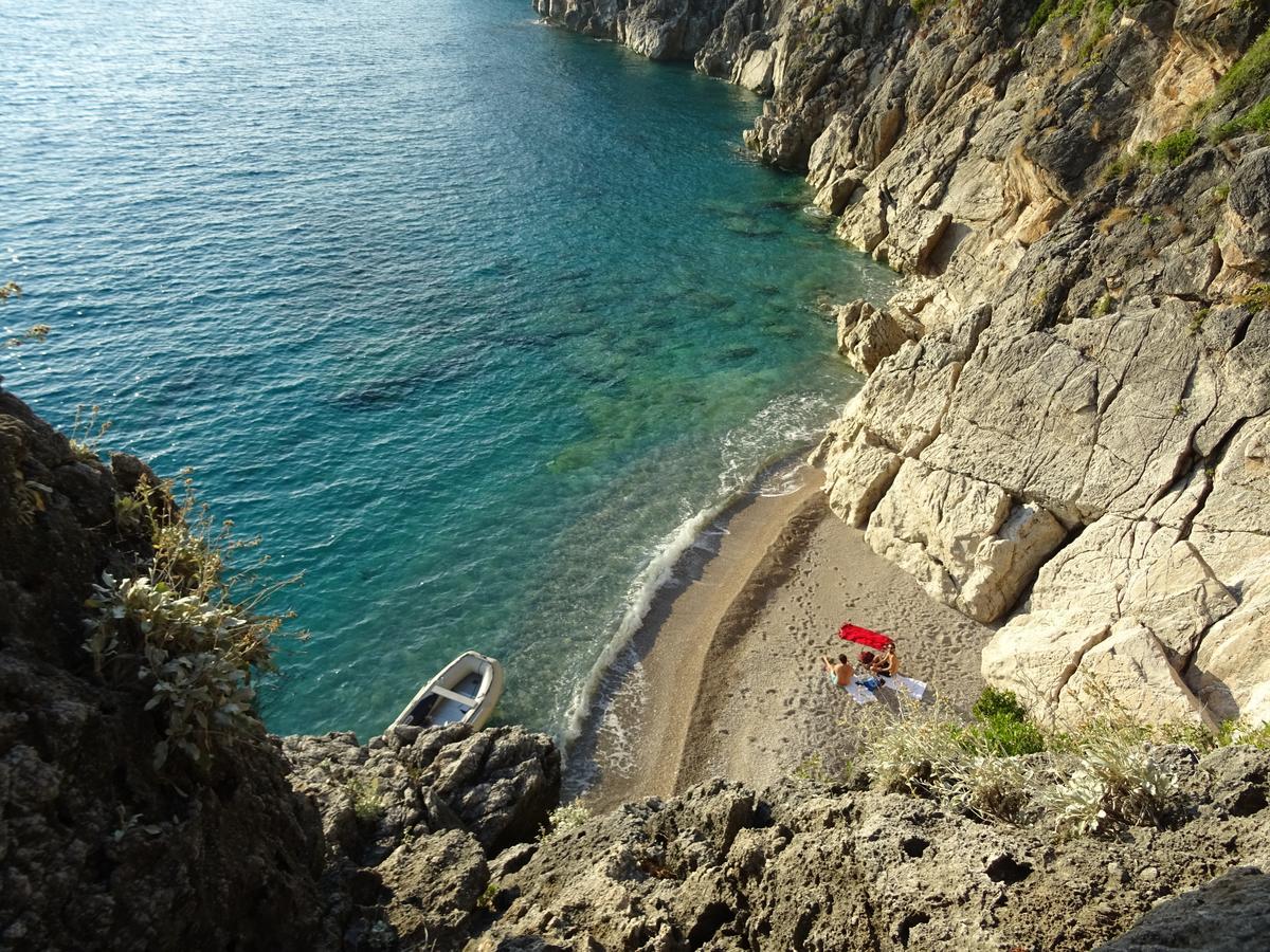 Ionian View Apartment Химар Екстериор снимка